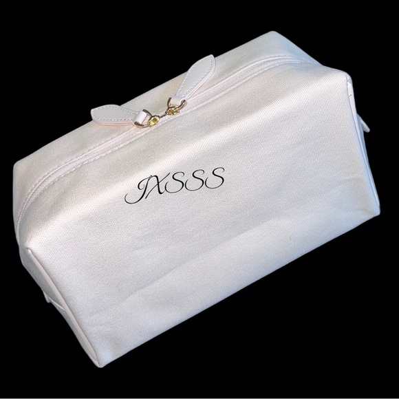 (Light-Pink) Burberry Beauty (Embroidered) Cosmetic-Makeup Bag/Pouch - Picture 8 of 15